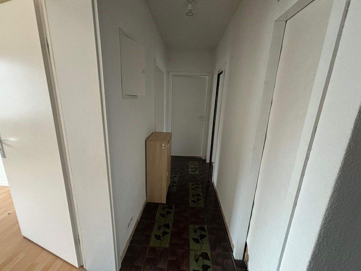 3-Room Apartment with Balcony in Central Location