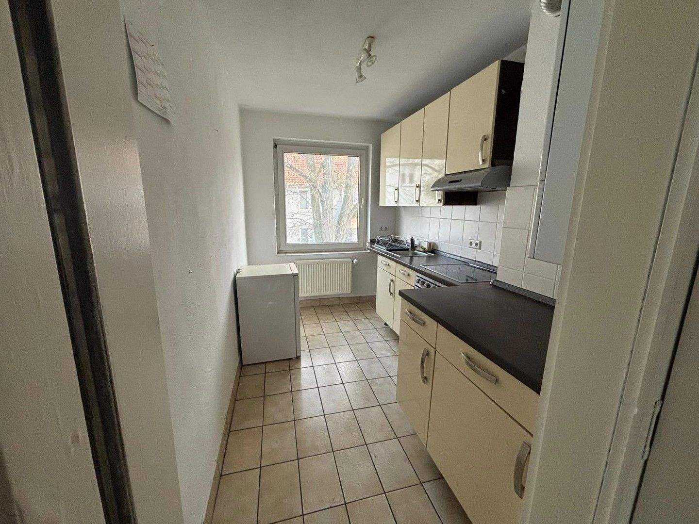 3-Room Apartment with Balcony in Central Location
