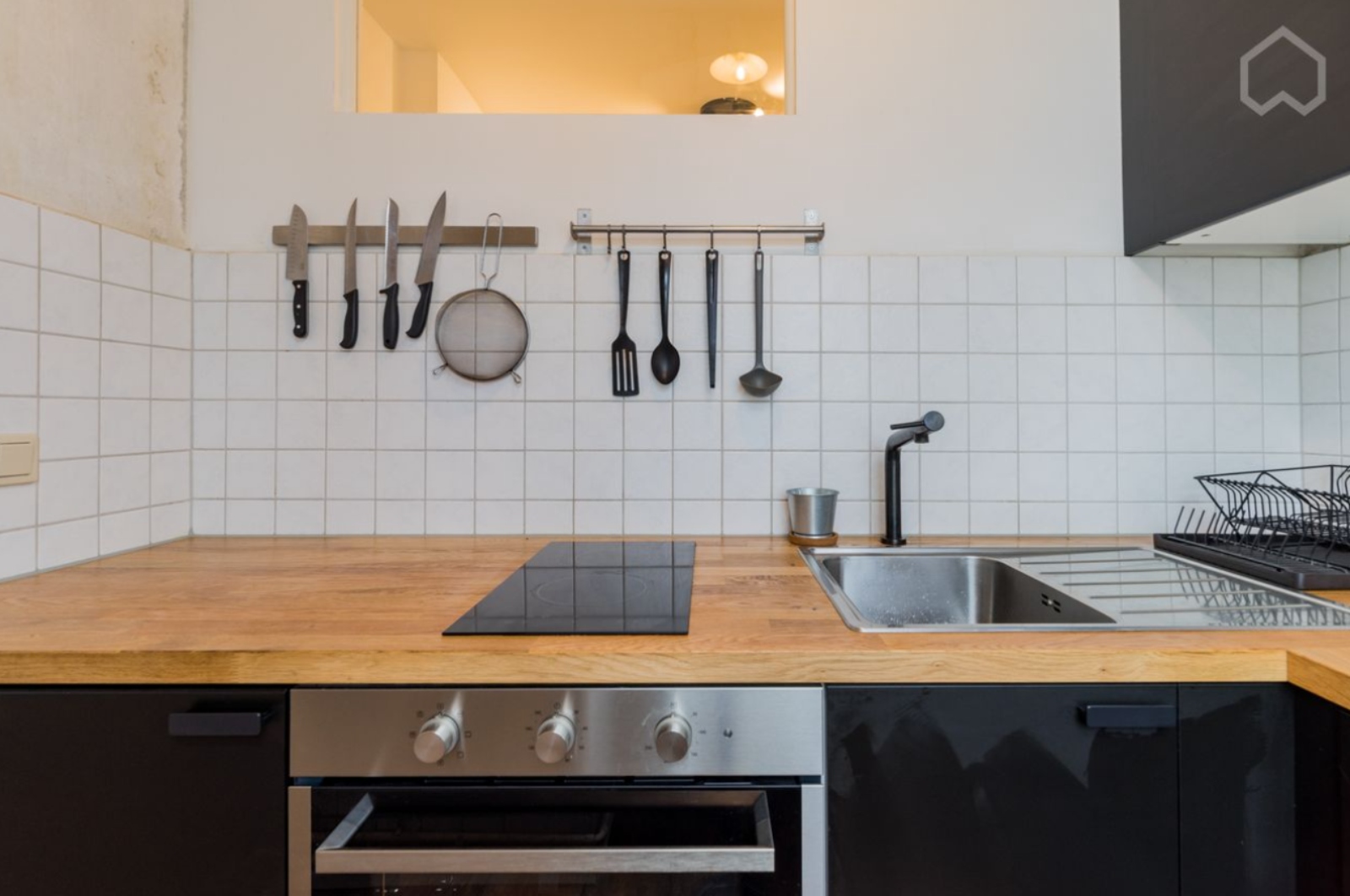 Charming 2-Room Altbau Apartment with High Ceilings