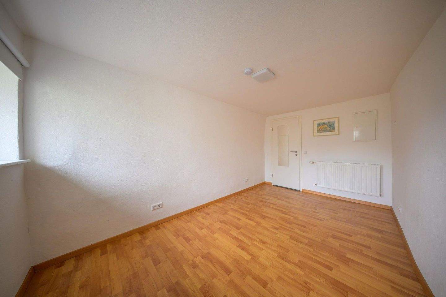 Spacious 3-Room Apartment with Additional Living Area – Stuttgart-Nord