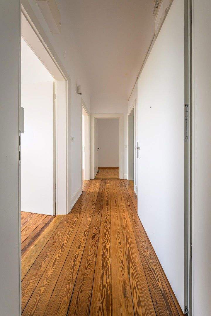 Spacious 3-Room Apartment with Additional Living Area – Stuttgart-Nord