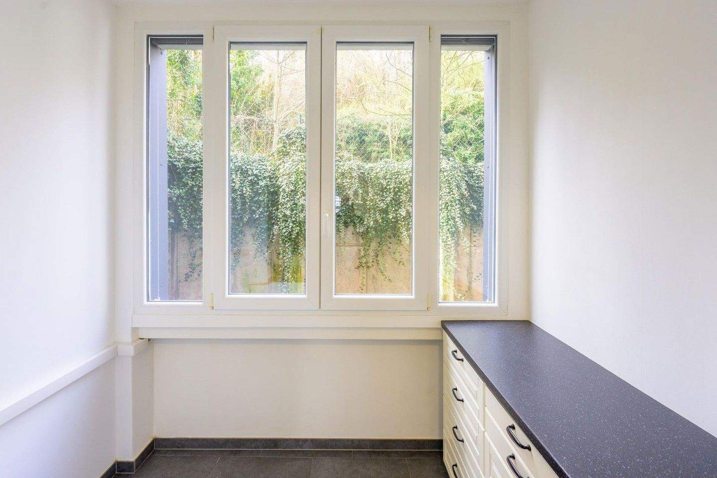 Spacious 3-Room Apartment with Additional Living Area – Stuttgart-Nord