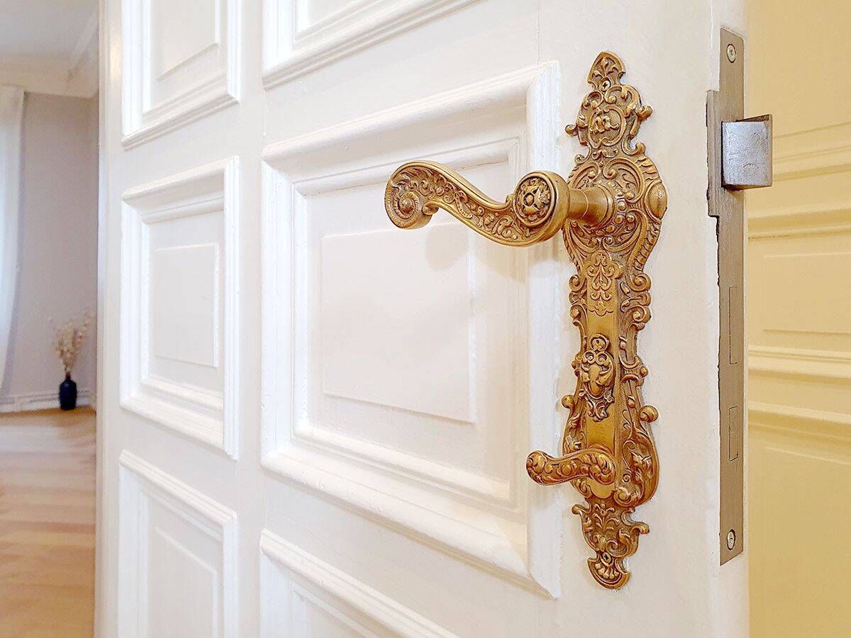 Luxury 4-Room Fully Furnished Apartment with Two Bathrooms – Charlottenburg, Berlin