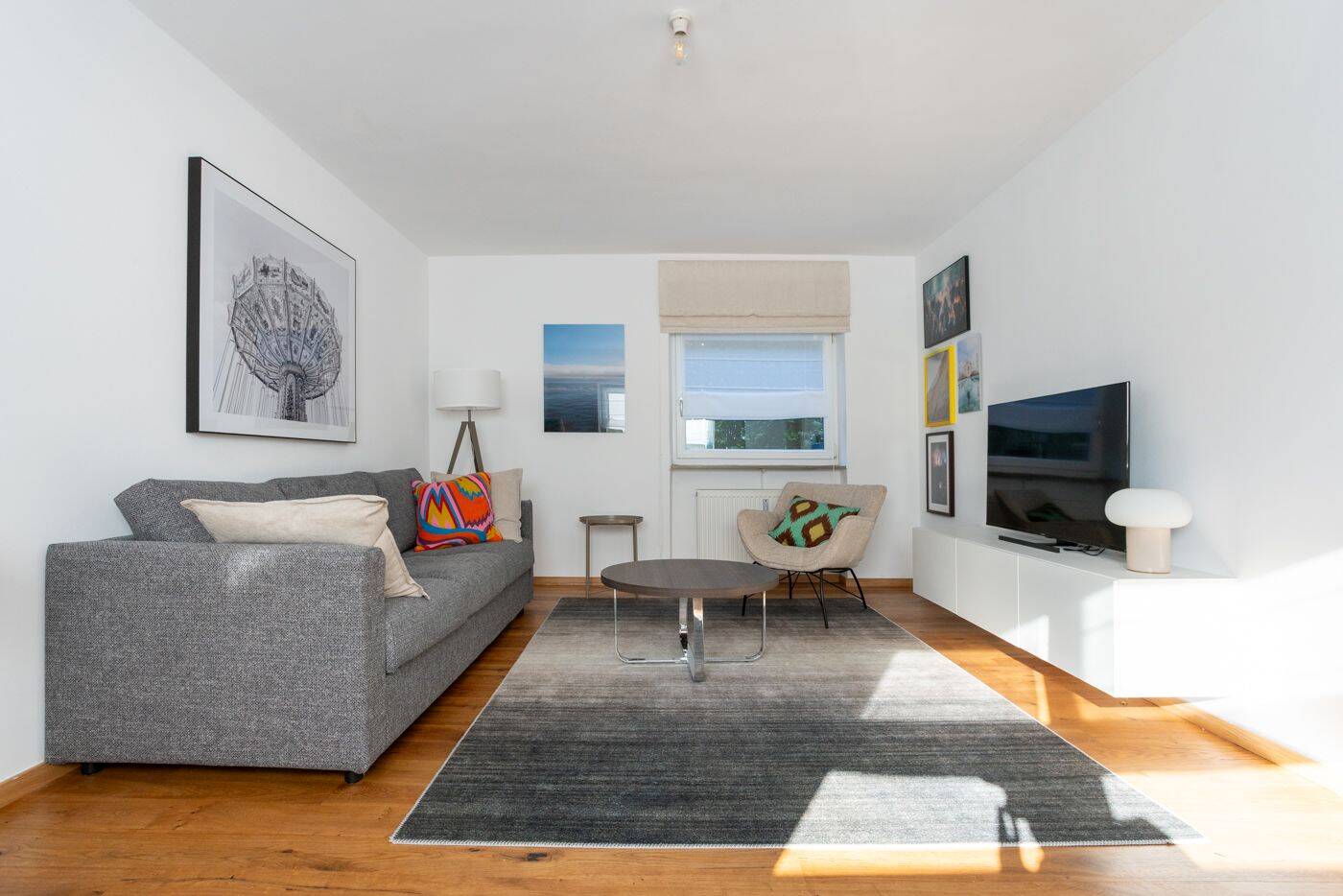 Fully Furnished 3-Room Apartment