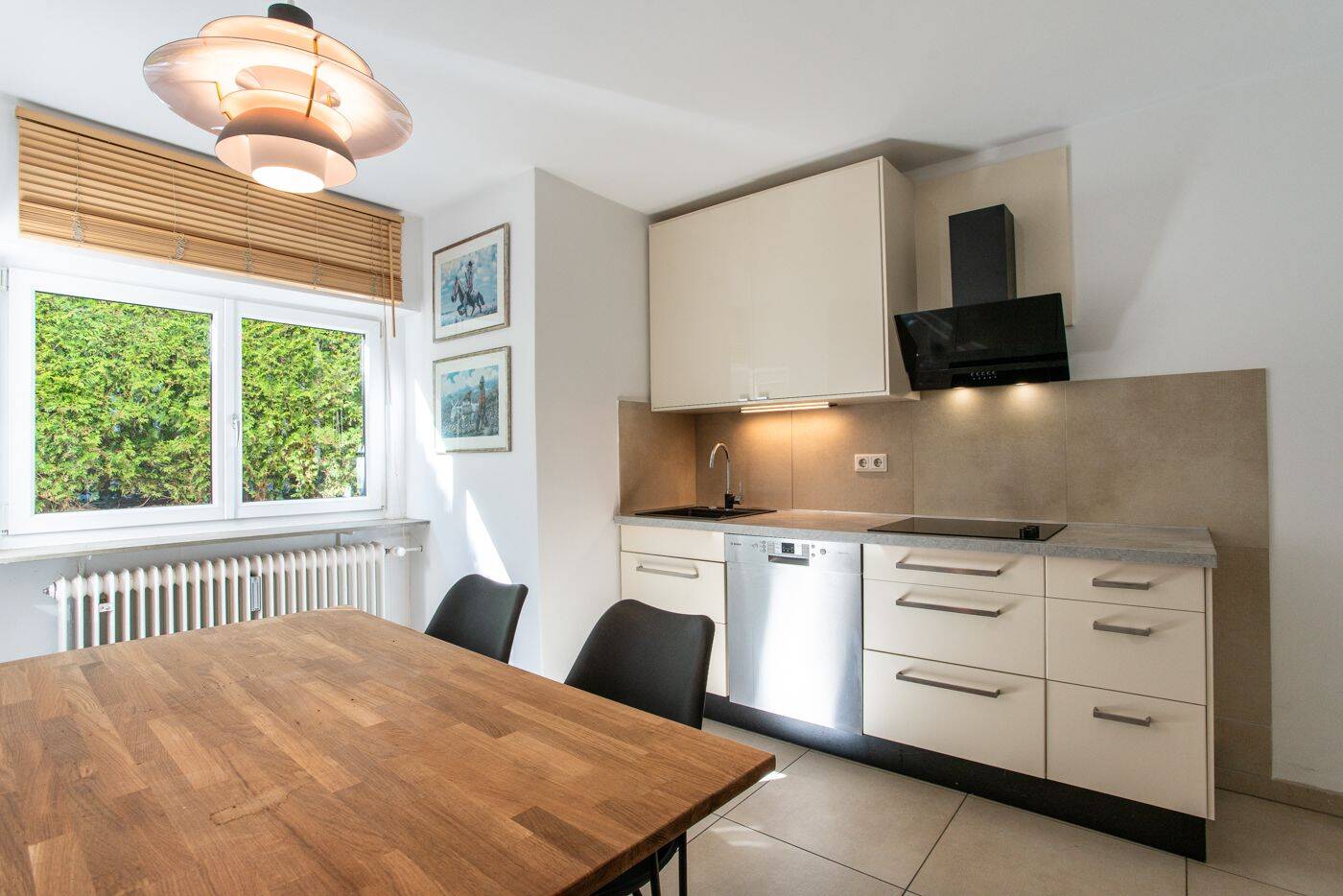 Fully Furnished 3-Room Apartment