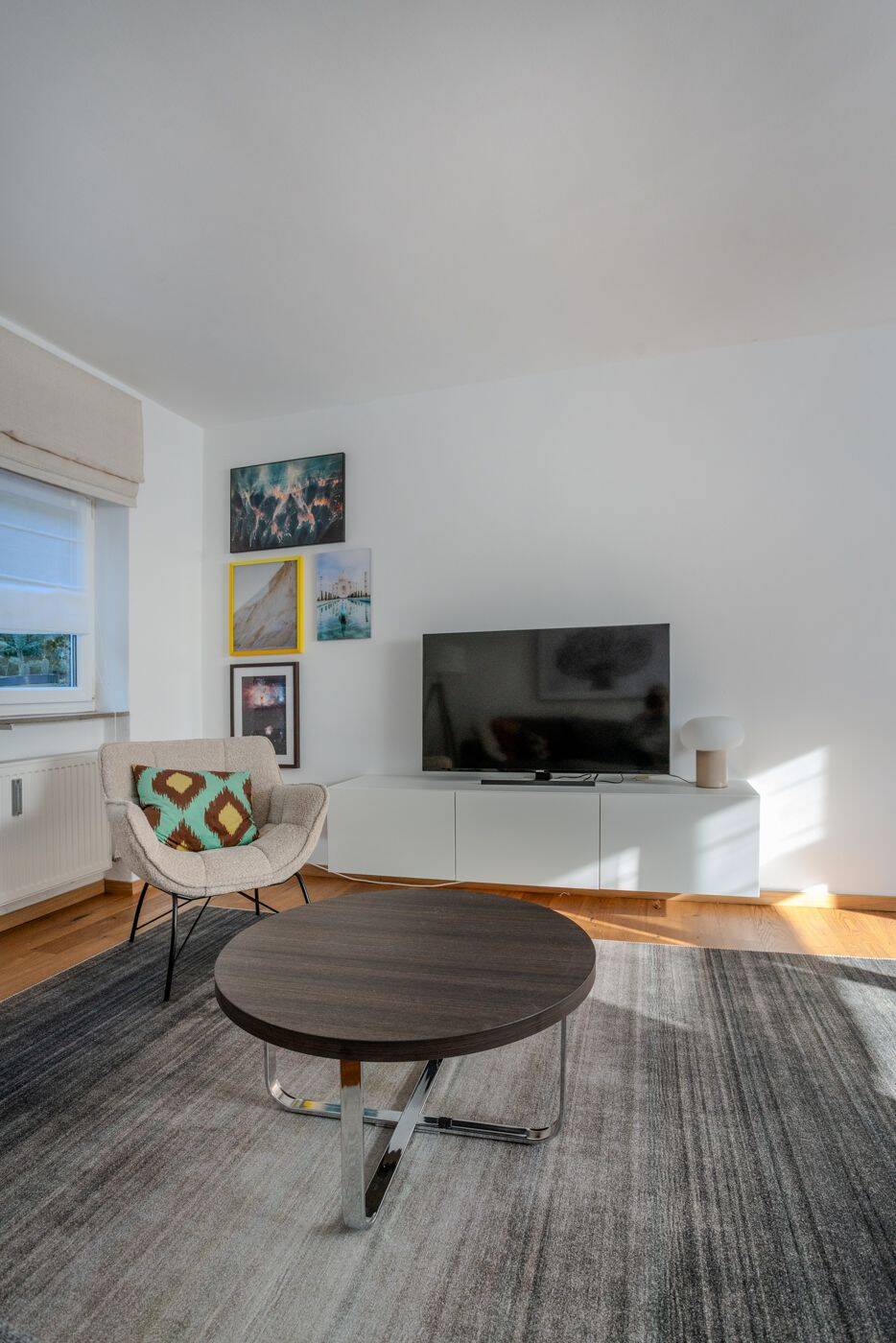 Fully Furnished 3-Room Apartment