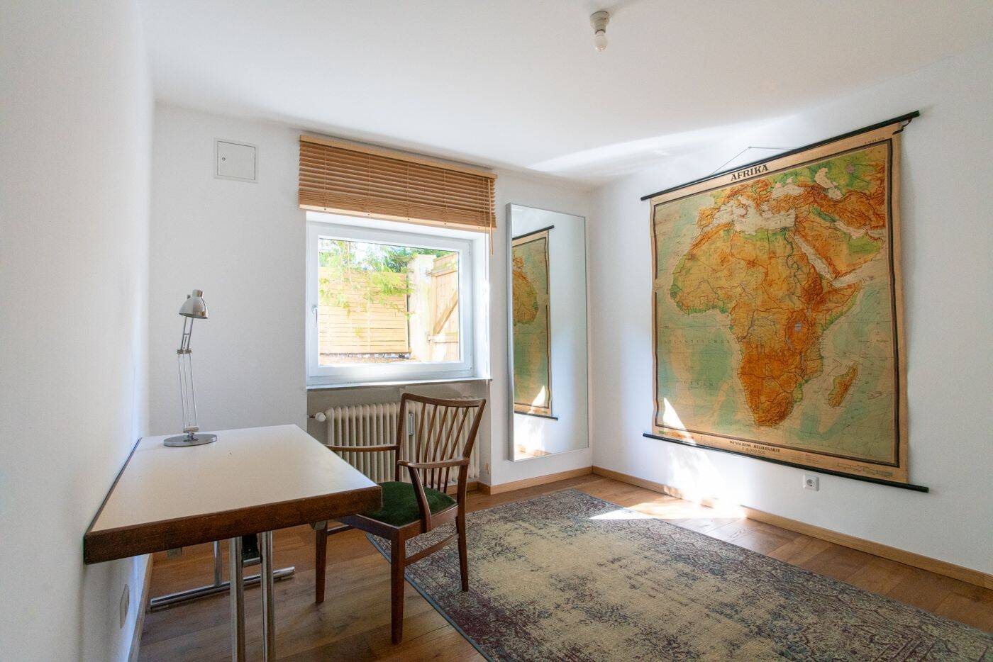 Fully Furnished 3-Room Apartment