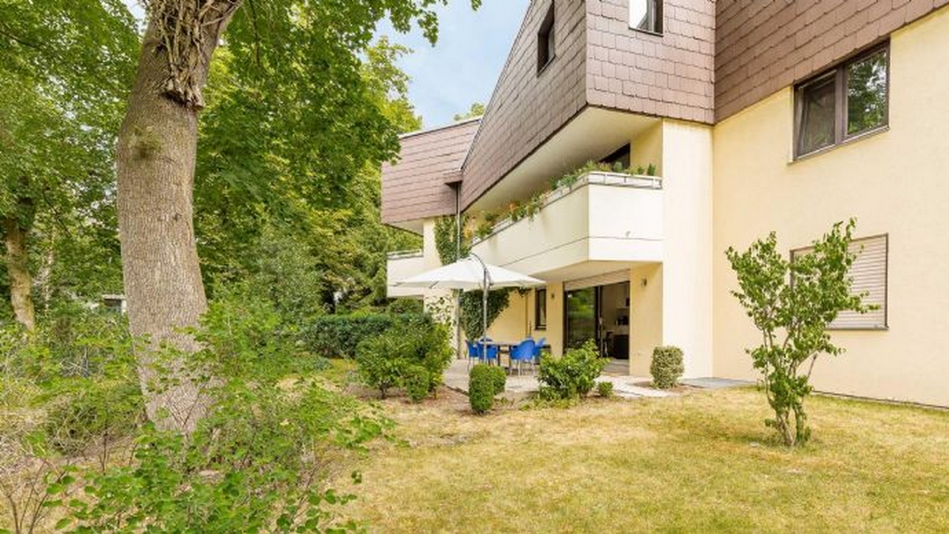 Luxuriöser 1-Zimmer Wohnung mit Garten in Berlin Grunewald
