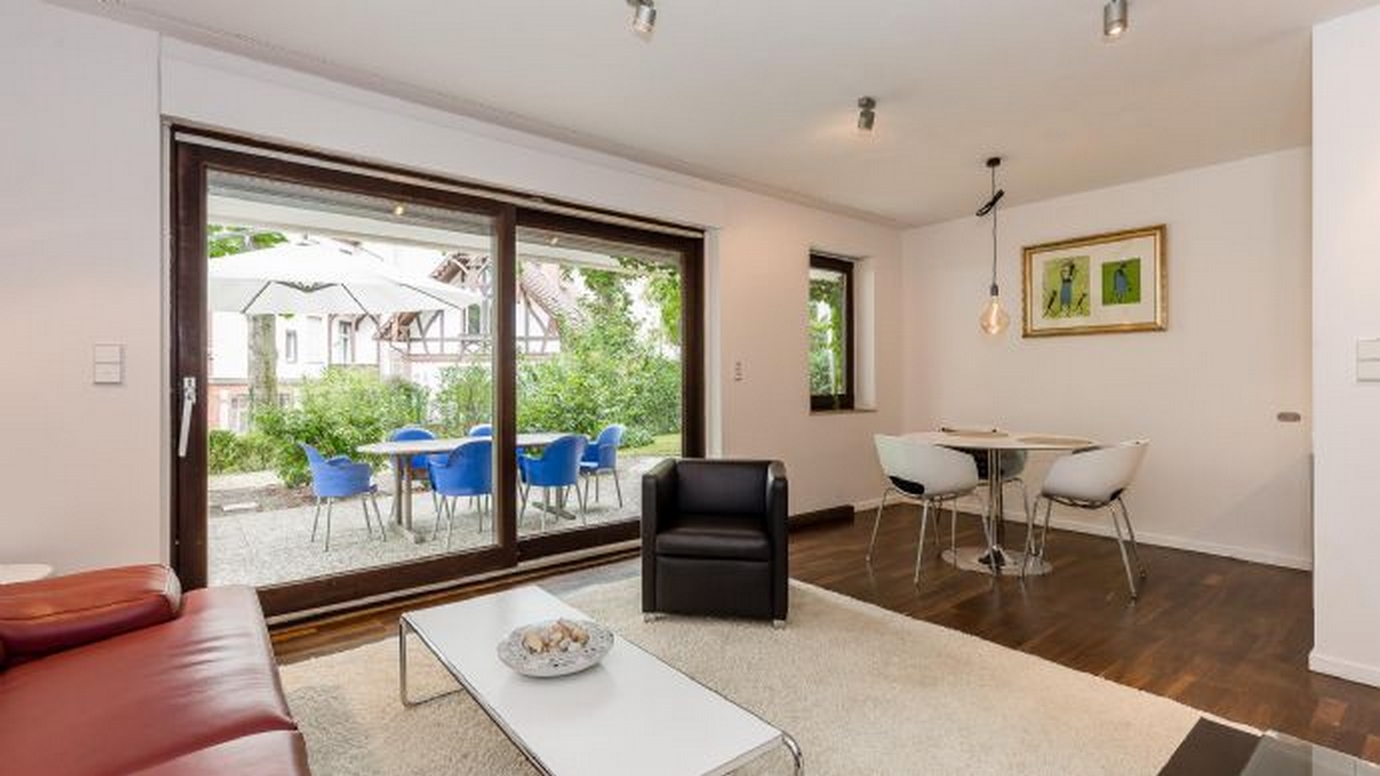Luxuriöser 1-Zimmer Wohnung mit Garten in Berlin Grunewald