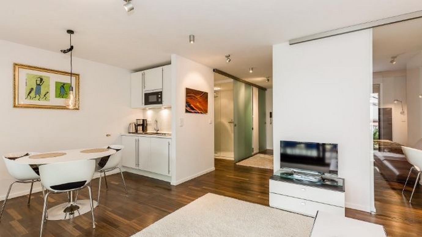 Luxuriöser 1-Zimmer Wohnung mit Garten in Berlin Grunewald