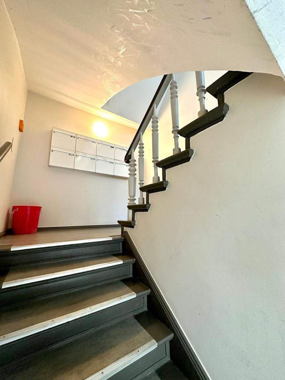 Charming Furnished Studio Apartment in Classic Altbau – Prenzlauer Berg